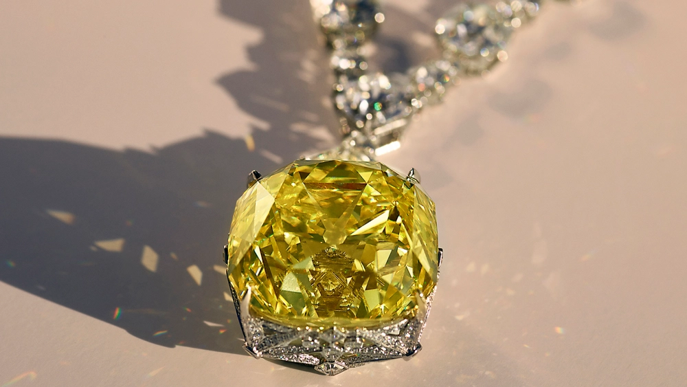 Kohinoor diamante fotografías e imágenes de alta resolución - Alamy